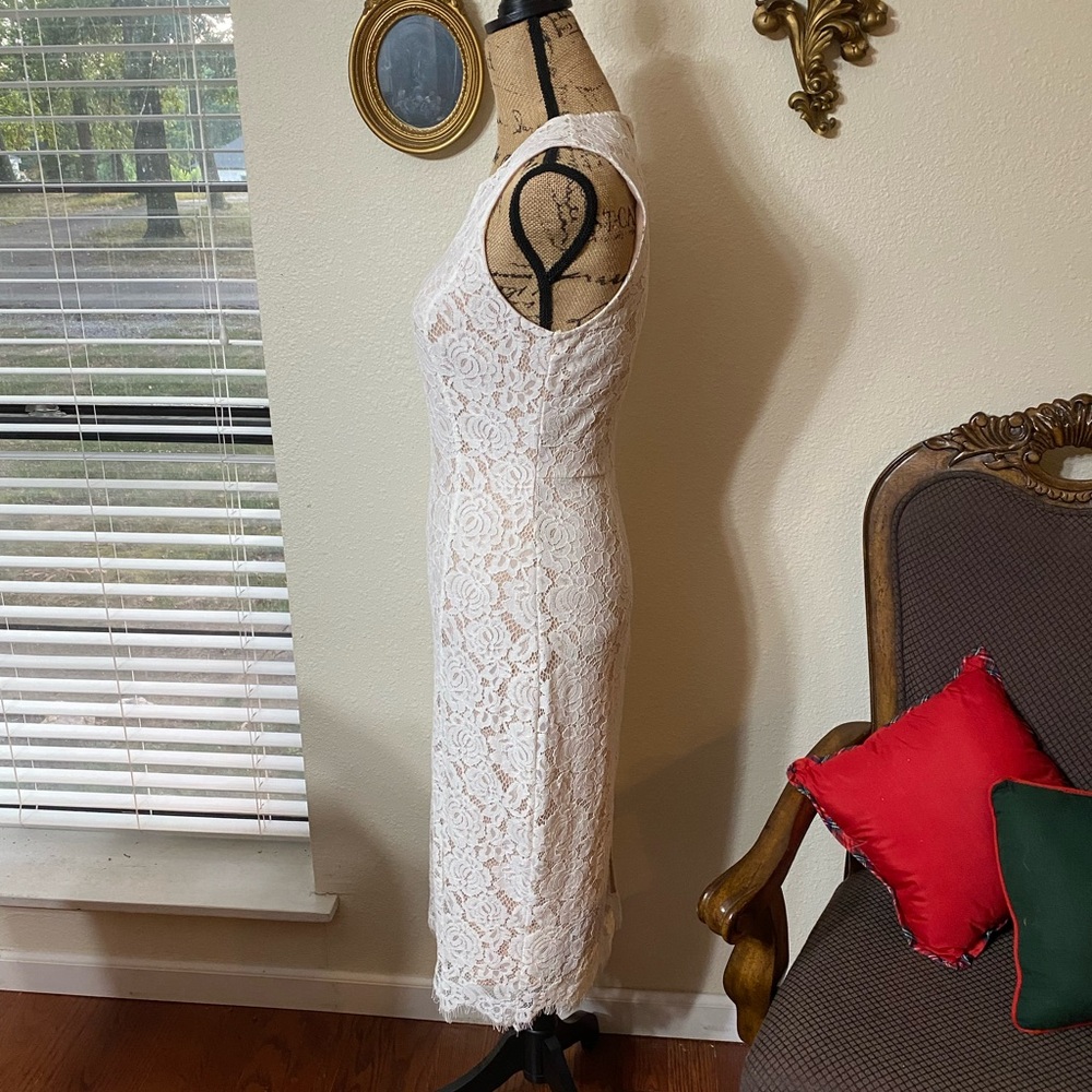 🌷Lulu’s Lace Dress🌷 - Picture 2 of 8